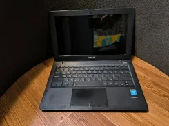 Asus X200CA. 11.6", 1,5����, ���� 120���, ����������� �� 1��. ����
