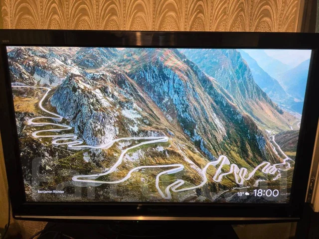 Panasonic Viera TX-PR42U20. ������ ����