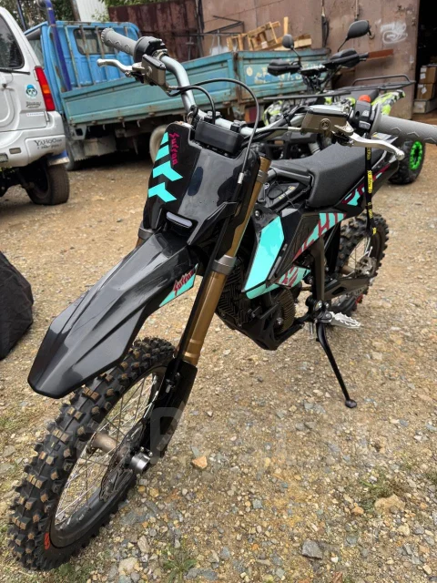 Sur-Ron Light Bee X. 300����. ��., ��������, ���������, ��� ������� ����