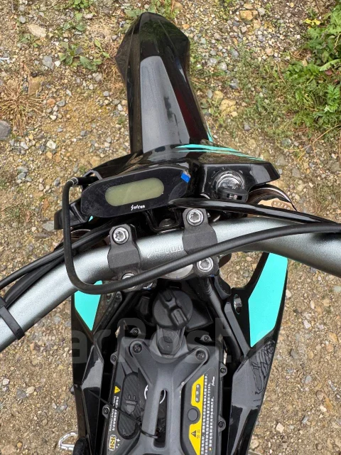 Sur-Ron Light Bee X. 300����. ��., ��������, ���������, ��� ������� ����