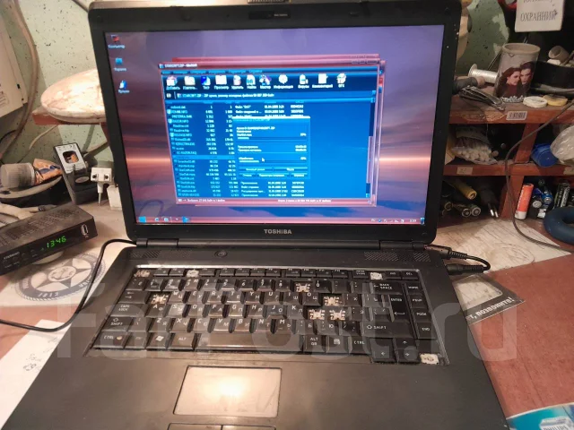 Toshiba. 17", 1,5����, ��� 2048 ��, ���� 100���, WiFi: 1, Bluetooth: 1 ����