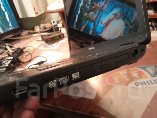 Toshiba. 17", 1,5����, ��� 2048 ��, ���� 100���, WiFi: 1, Bluetooth: 1 ����