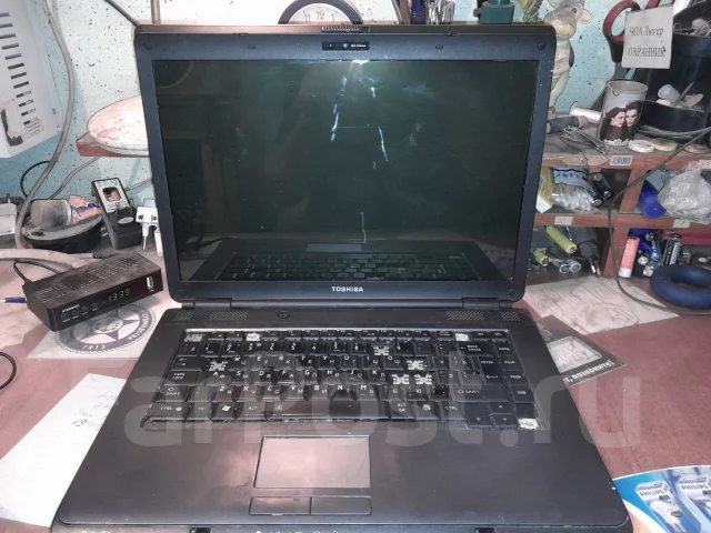 Toshiba. 17", 1,5����, ��� 2048 ��, ���� 100���, WiFi: 1, Bluetooth: 1 ����