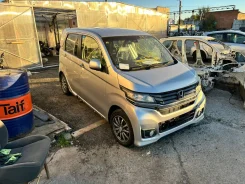 Honda N-WGN. JH1, S07A ����