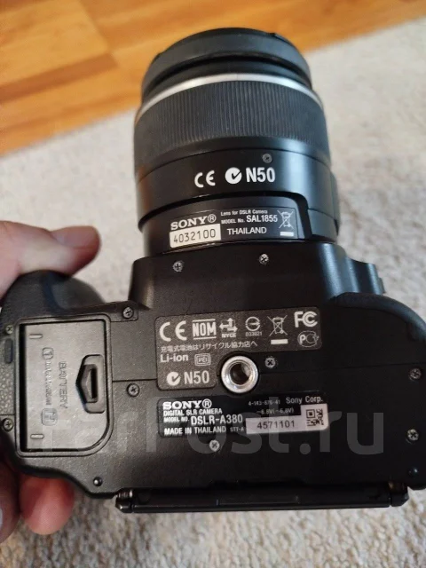 Sony Alpha DSLR-A380 ����