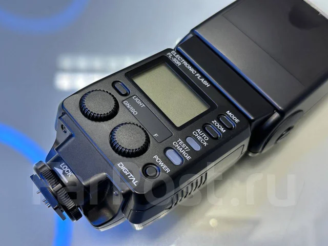 ������� Olympus FL-50R ����