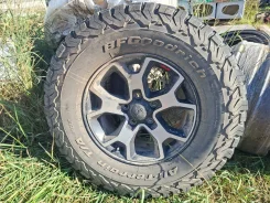 Jeep. 7.5x17", 5x127, ET44.45. ��� ����� �� ������� ����