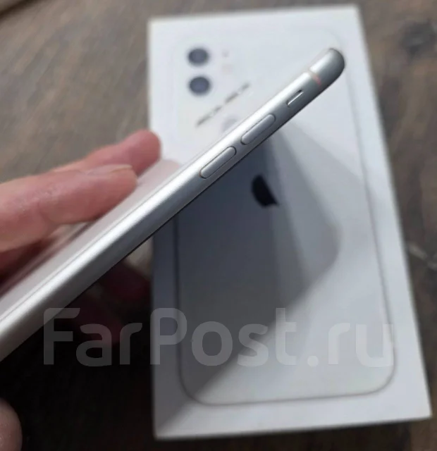 Apple iPhone 11. �/�, 128 ��, �����, 3G, 4G LTE ����