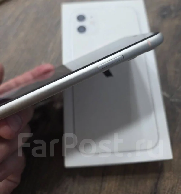 Apple iPhone 11. �/�, 128 ��, �����, 3G, 4G LTE ����