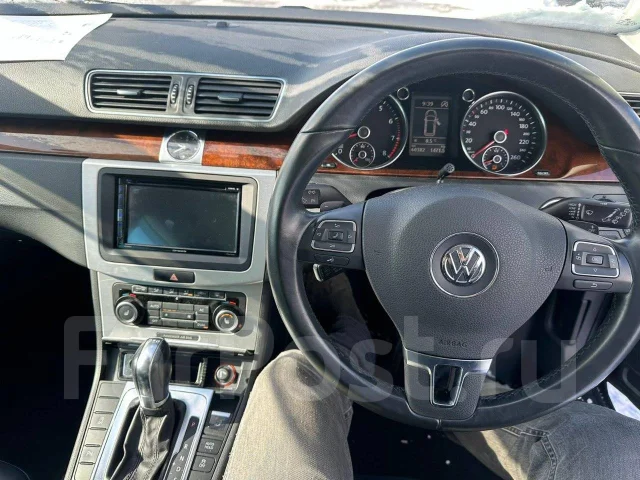Volkswagen Passat. 3CCAX ����