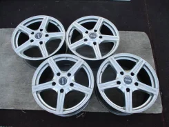 Urban Racing. 8.5x18", 5x150, ET50, �� 110���. ����