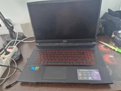 MSI Katana 17. 17.1", 2����, ��� 16 ��, ���� 512���, WiFi: 1, Bluetooth: 1, ����������� �� 4��. ����