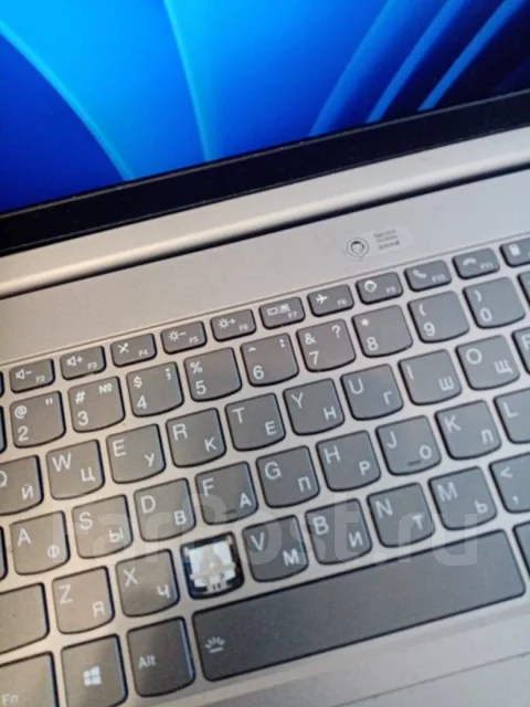 Lenovo. WiFi: 1, Bluetooth: 1 ����