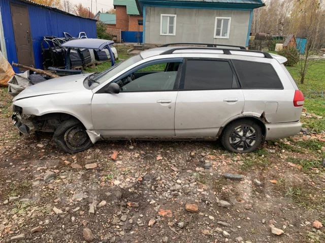 Nissan Wingroad. WFY11043939, QG15DE ����