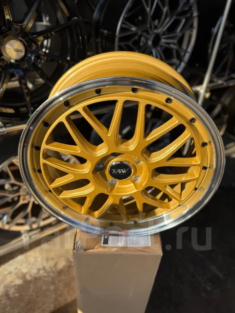 Alpha Wheels. 7.5x18", 5x114.3, ET35 ����