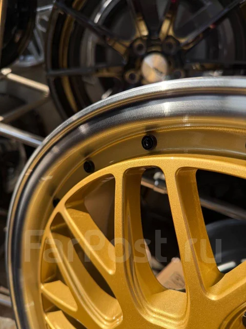Alpha Wheels. 7.5x18", 5x114.3, ET35 ����
