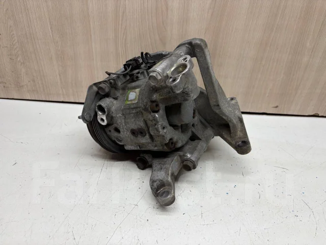 ���������� ������������ Subaru Forester SF5 #45 73111-AE021 ����