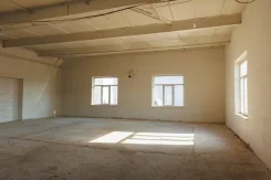 ����� �����. 130��&sup2;, ����� ��������� 96�, �-� ��� (���������) ����
