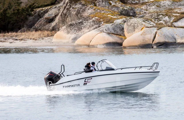 Finnmaster. ����� 6,4��., ��������� ��� ���������, 150��.�., ������. ��� ����� �� ������������ ����