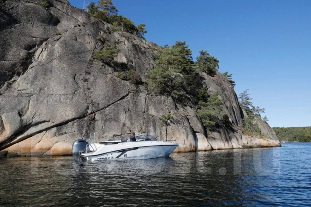 Finnmaster. ����� 6,4��., ��������� ��� ���������, 200��.�., ������. ��� ����� �� ������������ ����
