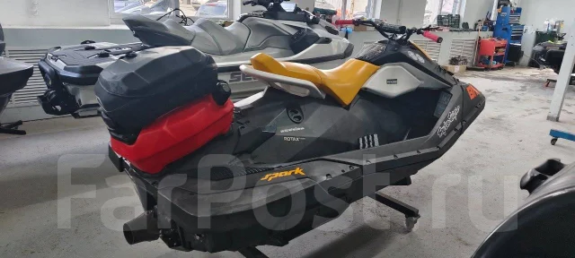 BRP Sea-Doo Spark. 2019 ��� ����