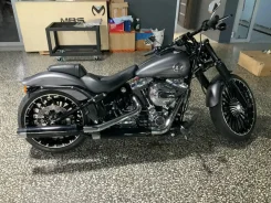 Harley-Davidson Breakout FXSB. 1 690����. ��., ��������, ���������, ��� ������� ����