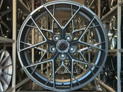 Wheelegend. 8.0x18", 5x112, ET38, �� 66,6���. ����