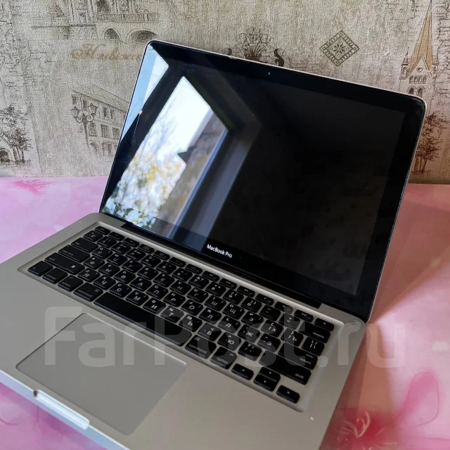 Apple MacBook Pro 13 2011 Early. 13.3", 2,4����, ��� 8 ��, ���� 240���, WiFi: 1, Bluetooth: 1, ����������� �� 2��. ����