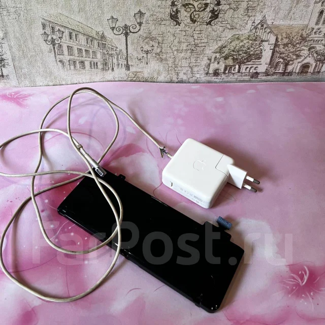 Apple MacBook Pro 13 2011 Early. 13.3", 2,4����, ��� 8 ��, ���� 240���, WiFi: 1, Bluetooth: 1, ����������� �� 2��. ����