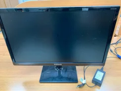 Samsung. 23", ���������� �� (LCD, LED, QLED) ����