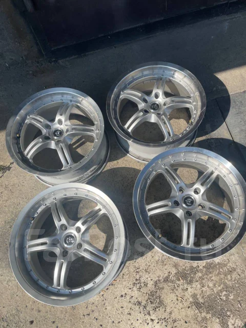 Stern. 8.5x18", 5x114.3, ET45 ����