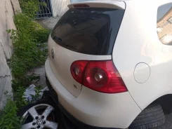 Volkswagen Golf ����