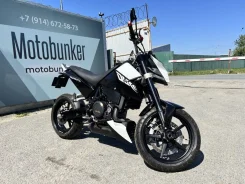 KTM 690 Duke