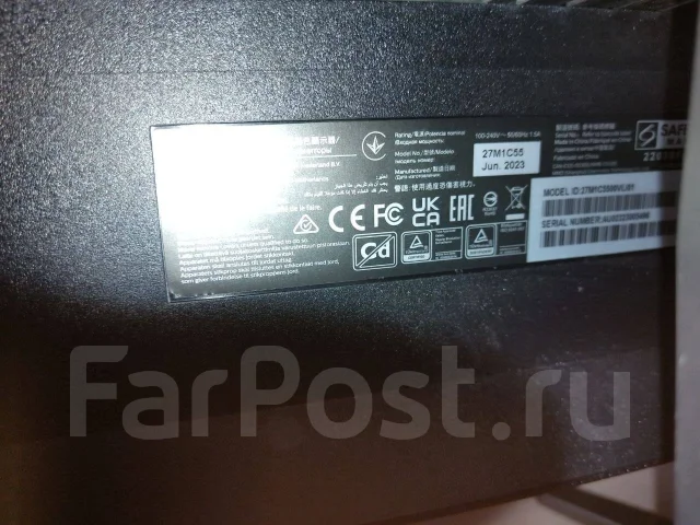 Philips. 70" ����