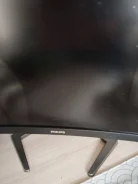 Philips. 70" ����