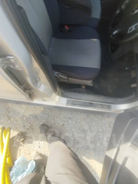 Daihatsu YRV ����