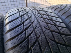 Bridgestone Blizzak LM-001