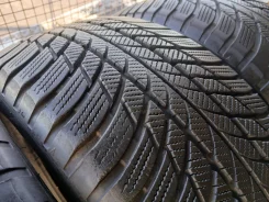 Bridgestone Blizzak LM-001