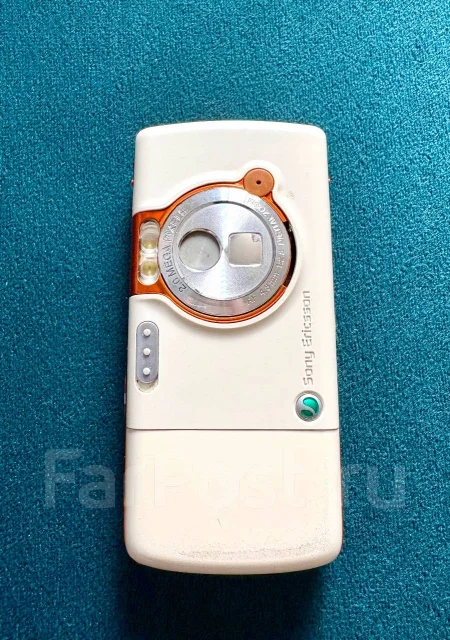 Sony Ericsson Walkman W800i. �/� ����