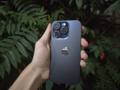 Apple iPhone 15 Pro. �/�, 256 ��. ��� ����� �� ������������ ����