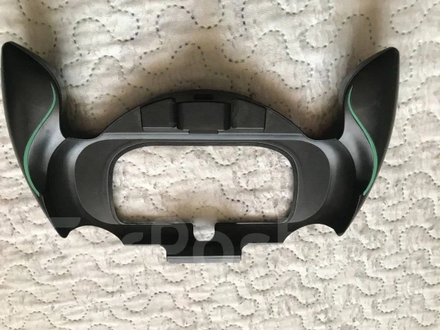 Sony PlayStation Vita ����