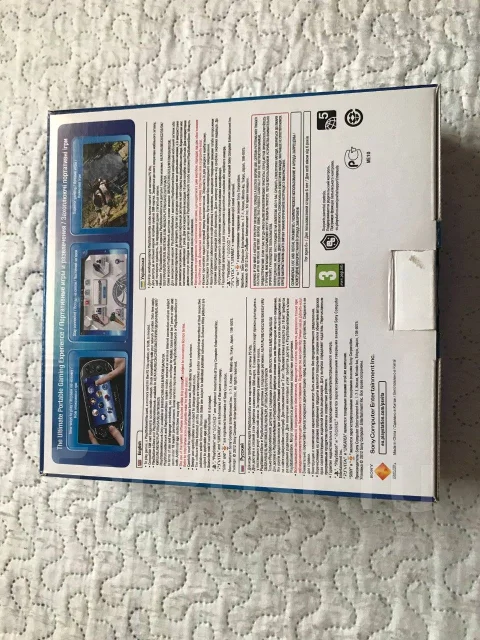 Sony PlayStation Vita ����