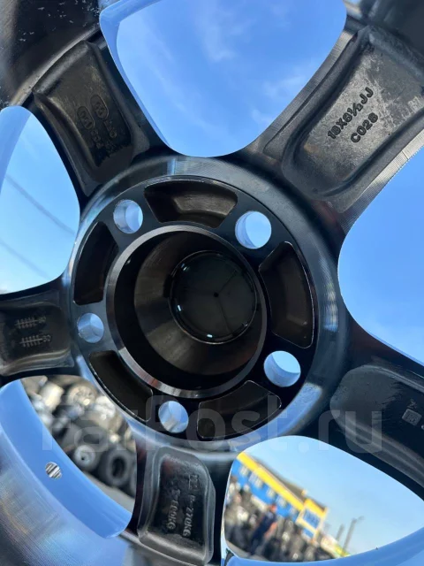 Kyowa. 8.5x18", 5x150, ET55. ��� ����� �� ������������ ����