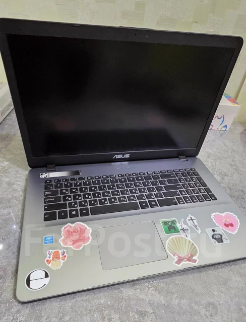 Asus VivoBook 17. 17.3", WiFi: 1 ����