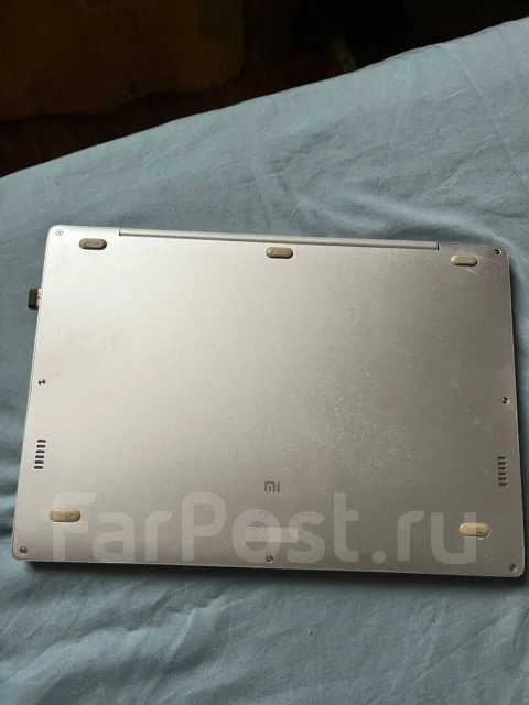 Xiaomi Mi Notebook Air. 12.5", ��� 4 ��, WiFi: 1, Bluetooth: 1 ����