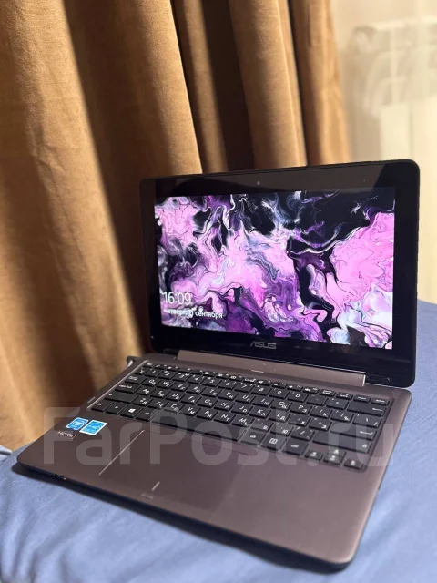 Asus VivoBook Flip. 11.6", 1,6����, WiFi: 1, Bluetooth: 1 ����