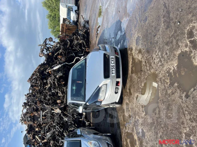 ���� ��������������� (���������) Volvo S40 2004-2012 21183368 31213175 ����