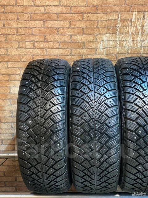 BFGoodrich g-Force Stud