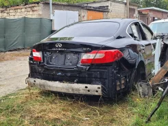 Infiniti M37 ����