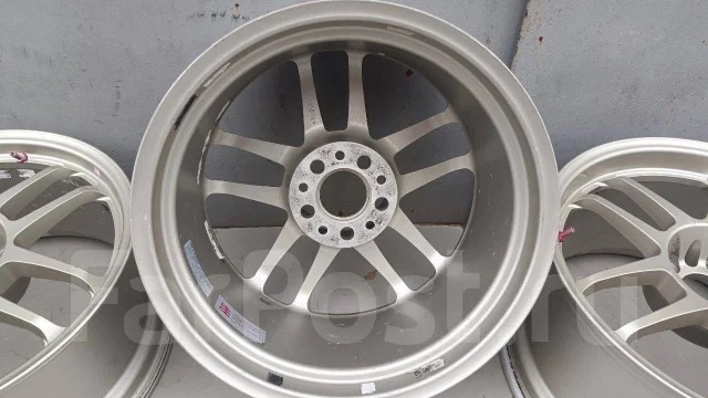 Racing Hart. 8.5/9.5x17", 5x114.3, ET35/33, �� 73���. ����